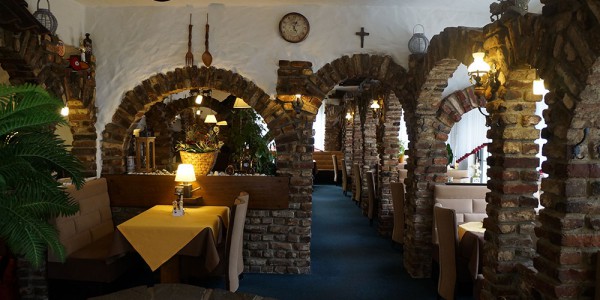 Restaurant-Baesweiler-Durchgang