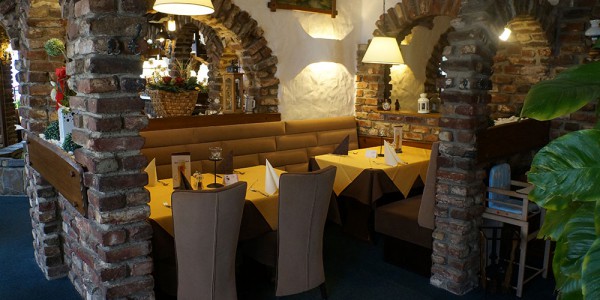 Restaurant-Baesweiler-Gruppentische